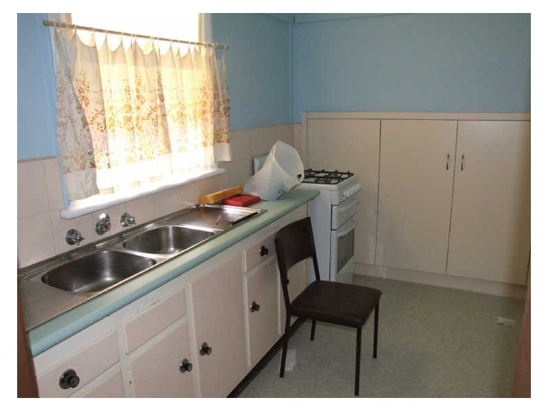 64 Cleeland Street, Dandenong VIC 3175