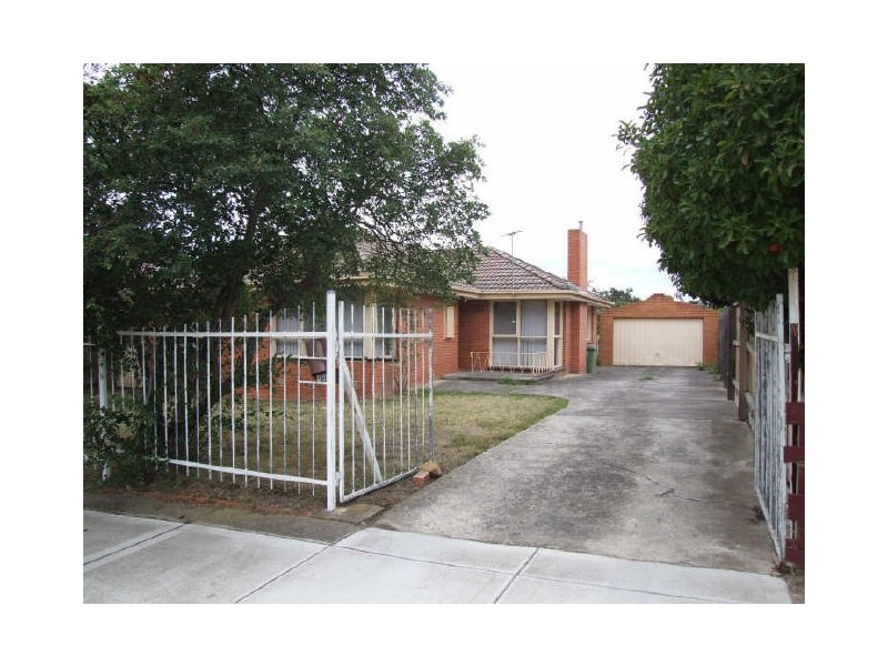 10 Dorothy Street, Doveton VIC 3177