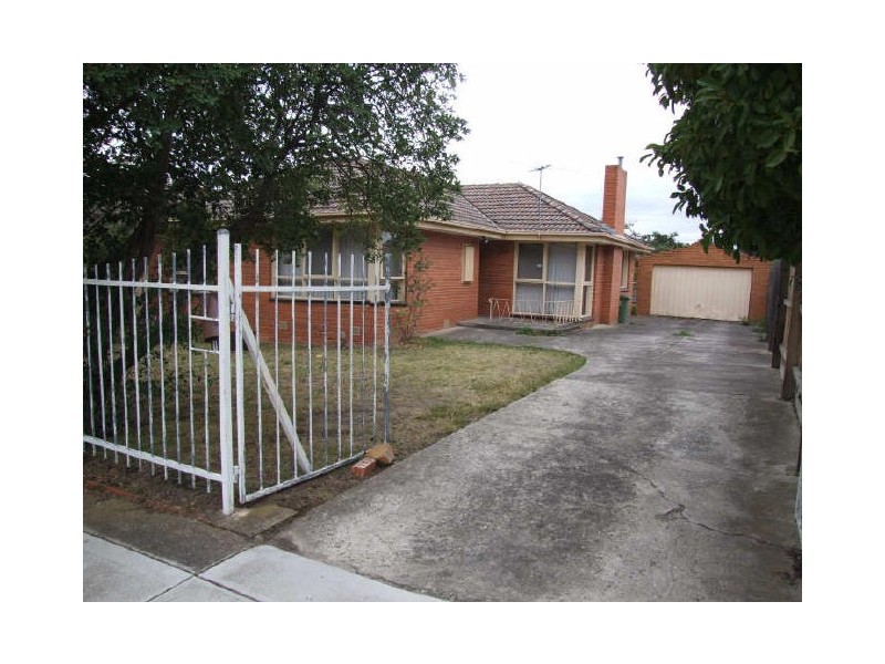 10 Dorothy Street, Doveton VIC 3177