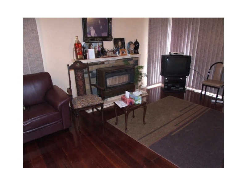 10 Dorothy Street, Doveton VIC 3177