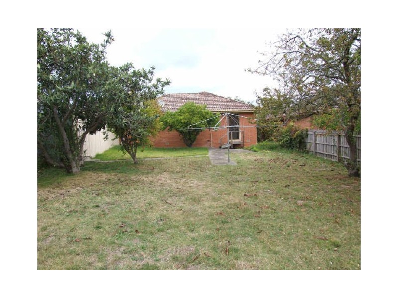 10 Dorothy Street, Doveton VIC 3177