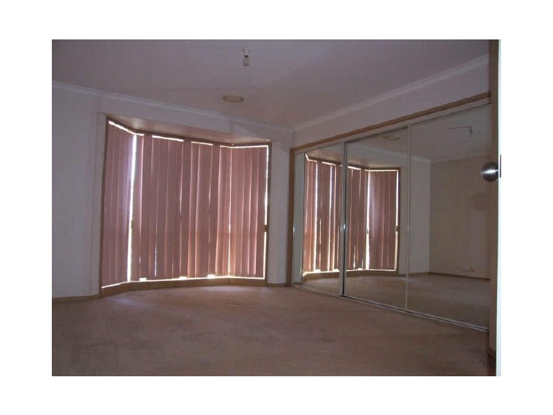 49 Bemersyde Drive, Berwick VIC 3806