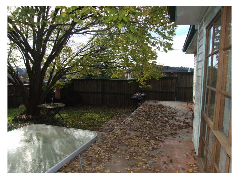 77 Doveton Avenue, Eumemmerring VIC 3177