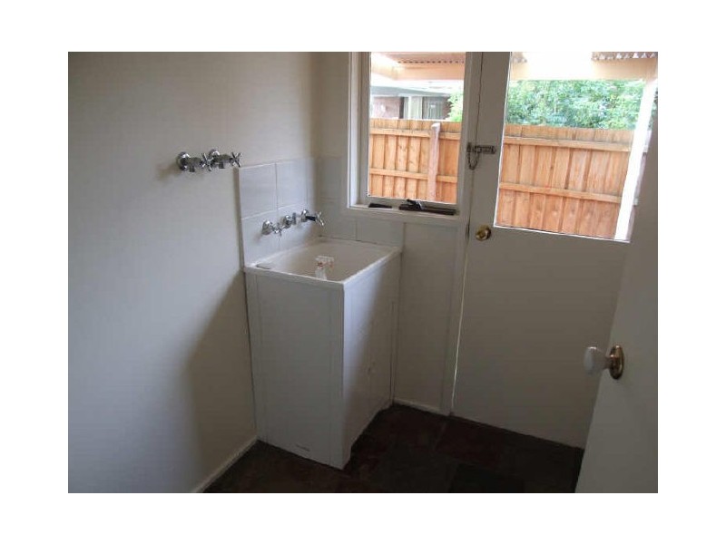 10 Garryowen Crescent, Narre Warren VIC 3805