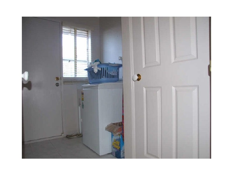 8 Fouz Mews, Cranbourne East VIC 3977