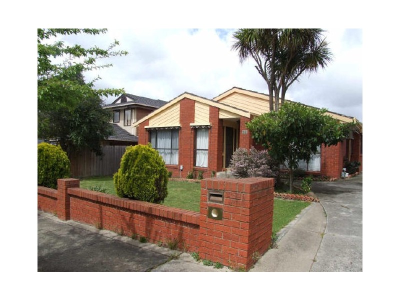 32 Thomas Mitchell Drive, Endeavour Hills VIC 3802