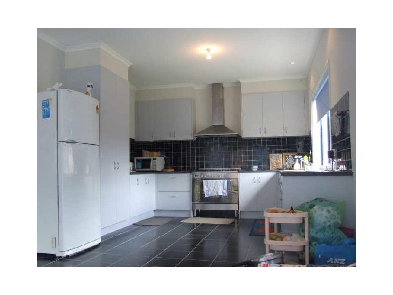 6 Hal Porter Terrace, Lynbrook VIC 3975