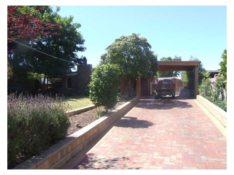 13 Athol Court, Langwarrin VIC 3910