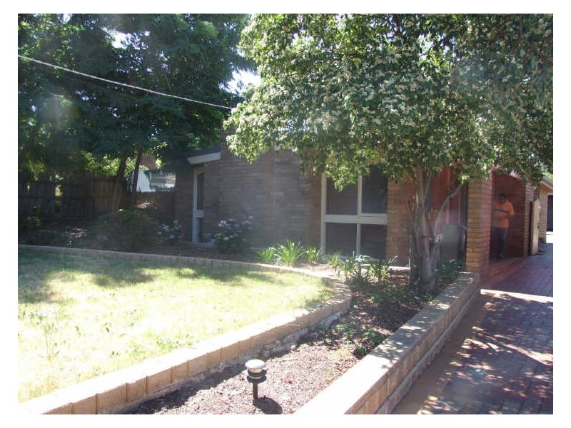 13 Athol Court, Langwarrin VIC 3910