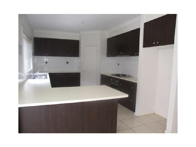 30 Bluehills Boulevard, Pakenham VIC 3810