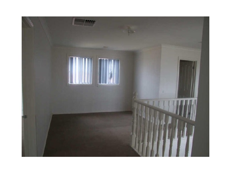 30 Bluehills Boulevard, Pakenham VIC 3810