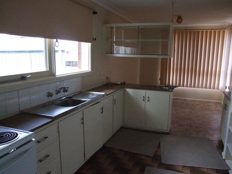 15 Carlton Road, Dandenong North VIC 3175