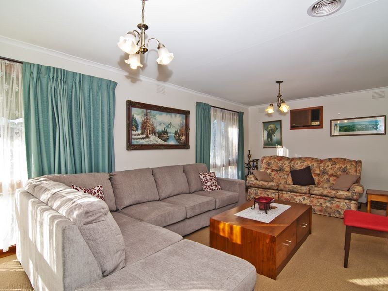 38 Exner Drive, Dandenong North VIC 3175