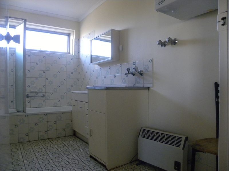 4/24 Rodd Street, Dandenong VIC 3175