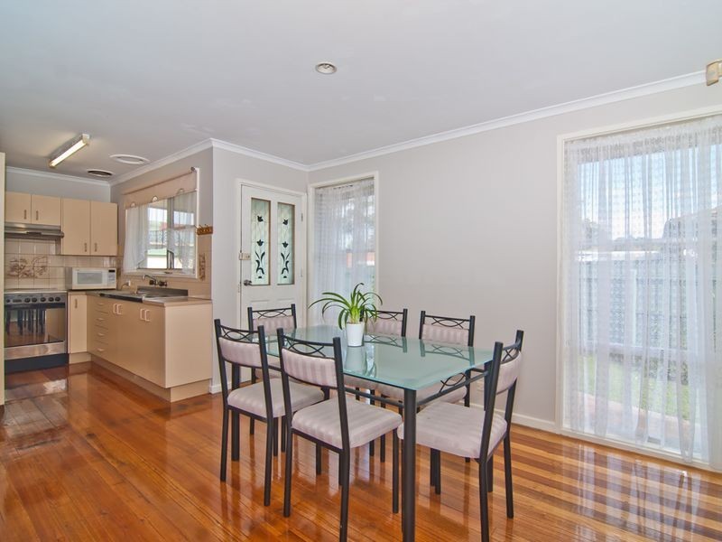 1 Clangula Court, Endeavour Hills VIC 3802