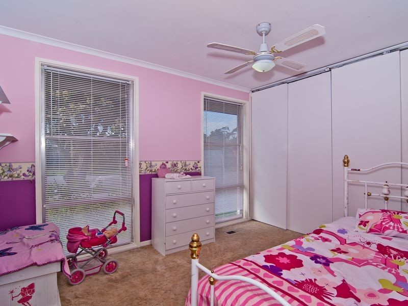 1 Clangula Court, Endeavour Hills VIC 3802