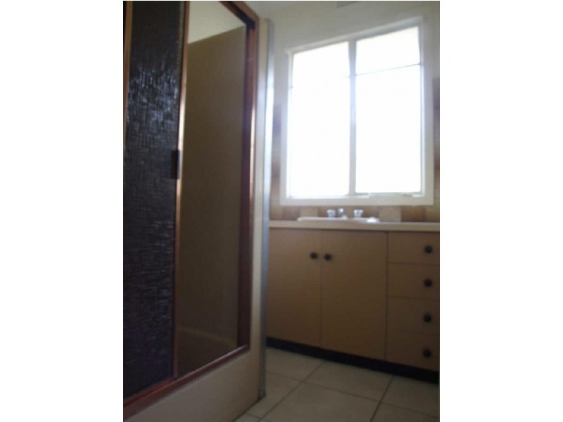 1/73 Benga Avenue, Dandenong VIC 3175