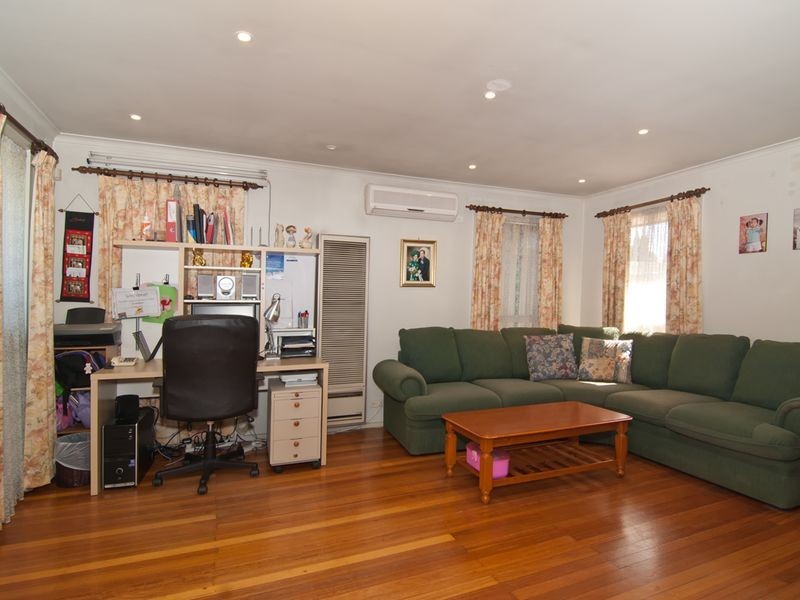 131 Doveton Avenue, Doveton VIC 3177