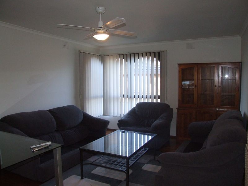 2/58 Sabine Avenue, Dandenong North VIC 3175