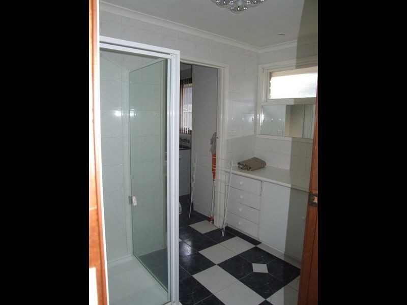 2/58 Sabine Avenue, Dandenong North VIC 3175