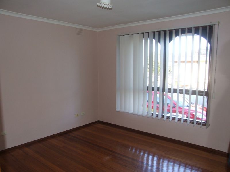 2/58 Sabine Avenue, Dandenong North VIC 3175