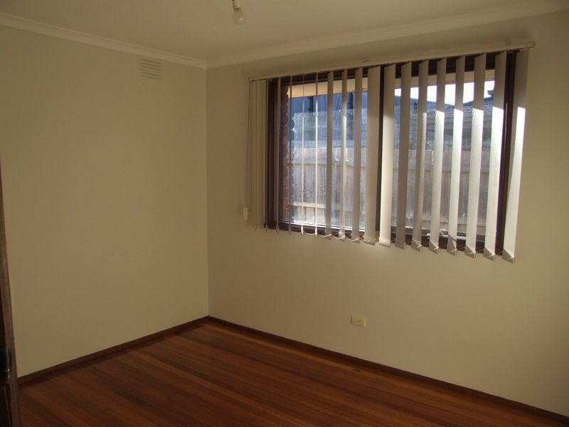 2/58 Sabine Avenue, Dandenong North VIC 3175