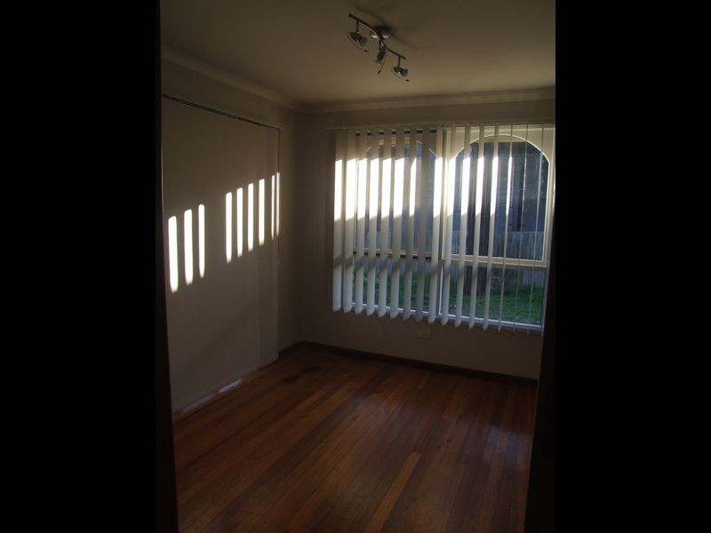 2/58 Sabine Avenue, Dandenong North VIC 3175