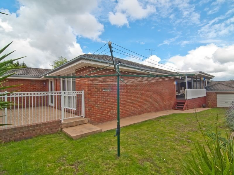 2 Armiston Court, Endeavour Hills VIC 3802
