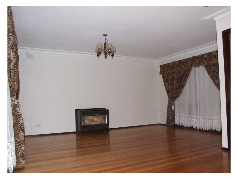 39 Chalcot Drive, Endeavour Hills VIC 3802