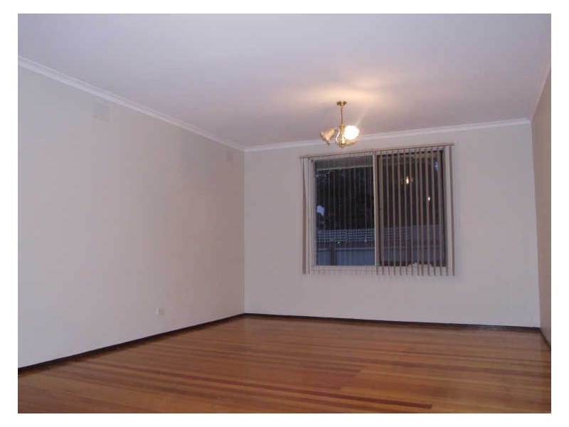 39 Chalcot Drive, Endeavour Hills VIC 3802