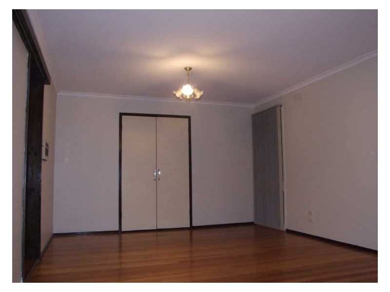 39 Chalcot Drive, Endeavour Hills VIC 3802