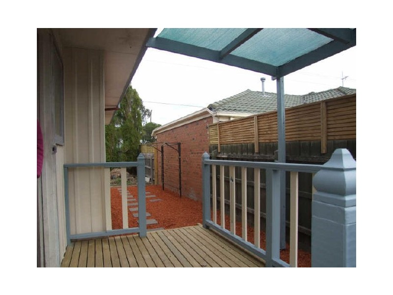 64 Olive Road, Eumemmerring VIC 3177