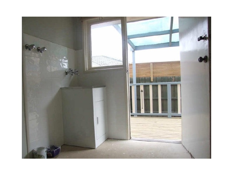 64 Olive Road, Eumemmerring VIC 3177