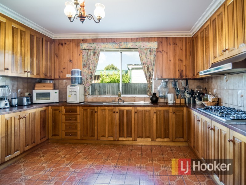 10 Carlton Road, Dandenong North VIC 3175