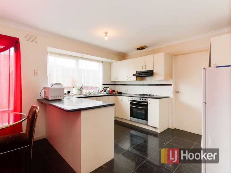 244 Power Road, Endeavour Hills VIC 3802