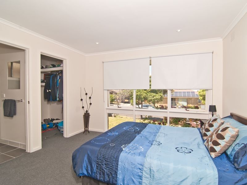 26 Zachary Hicks Crescent, Endeavour Hills VIC 3802