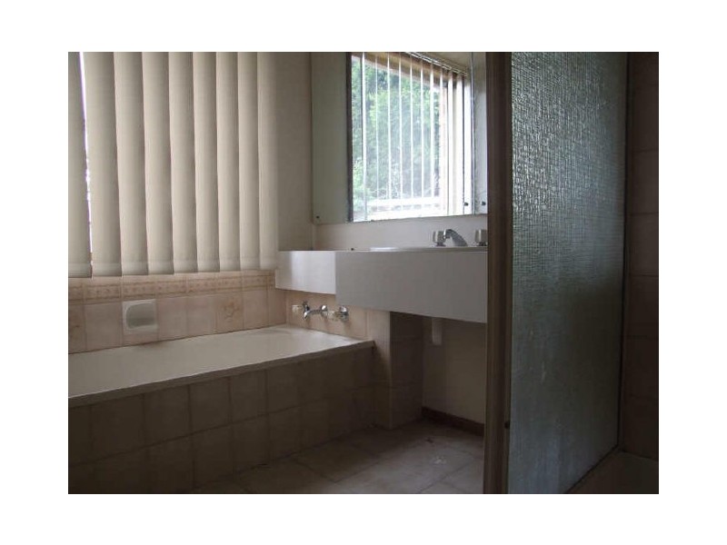1 Wadham Court, Endeavour Hills VIC 3802