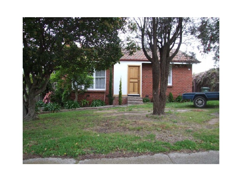 12 Chifley Crescent, Dandenong North VIC 3175