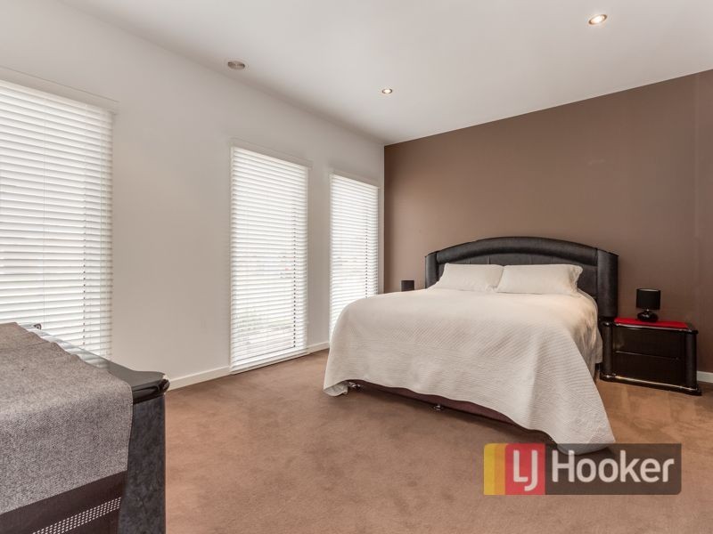 6 Amico Walk, Dandenong VIC 3175