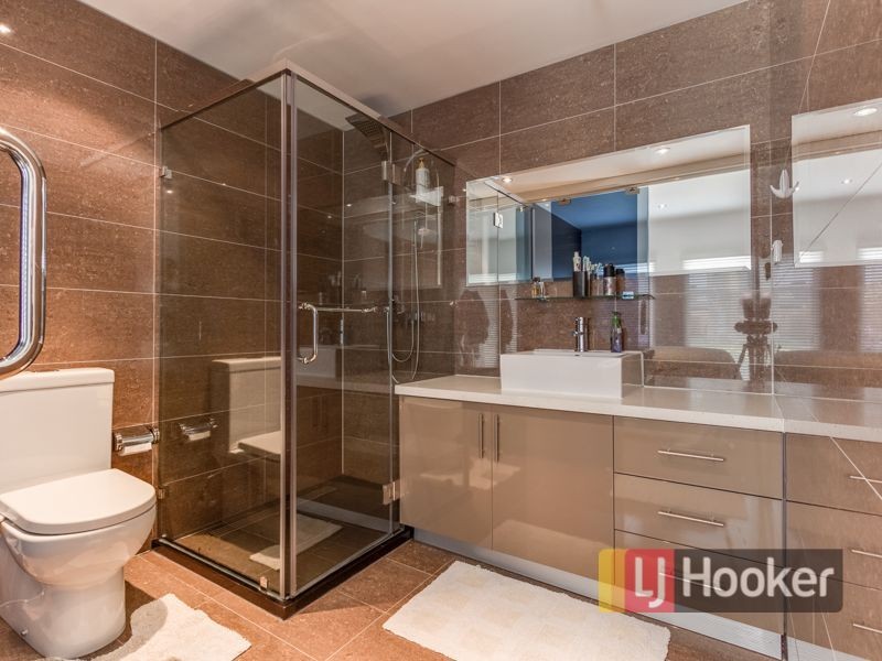6 Amico Walk, Dandenong VIC 3175