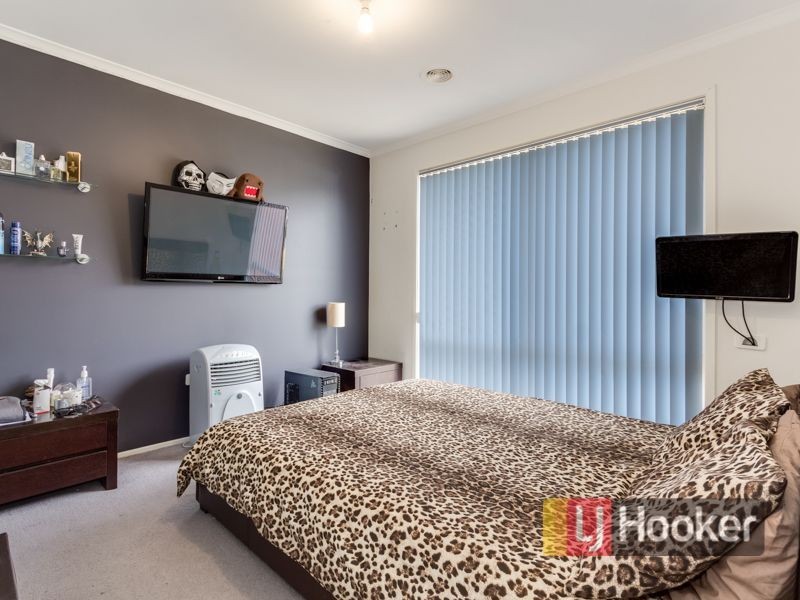 8 Shady Close, Narre Warren South VIC 3805