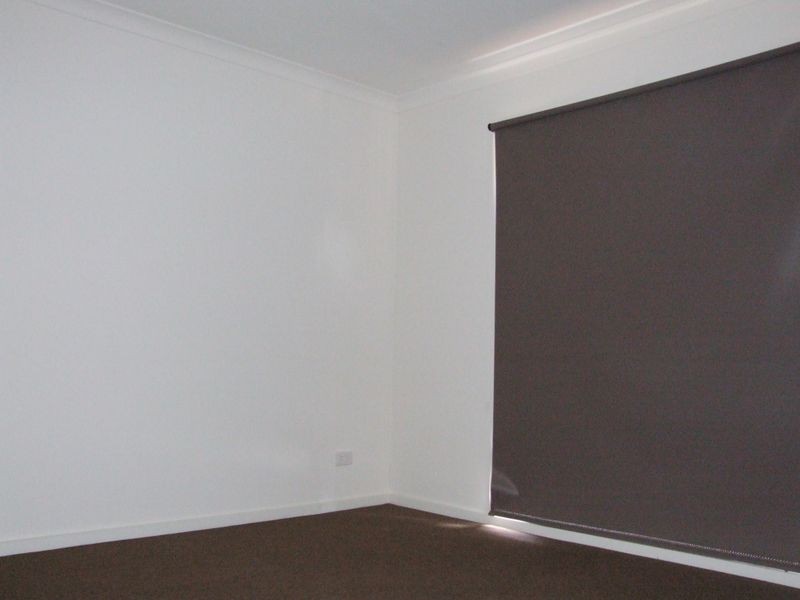 2/90 Rebecca Street, Doveton VIC 3177