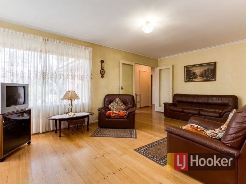21 Elmbank Drive, Keysborough VIC 3173