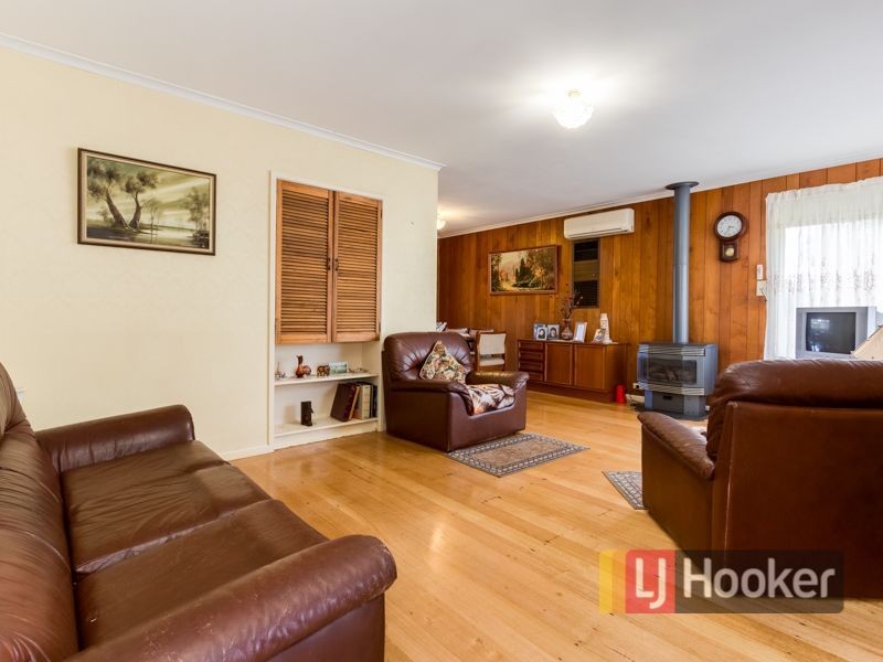 21 Elmbank Drive, Keysborough VIC 3173