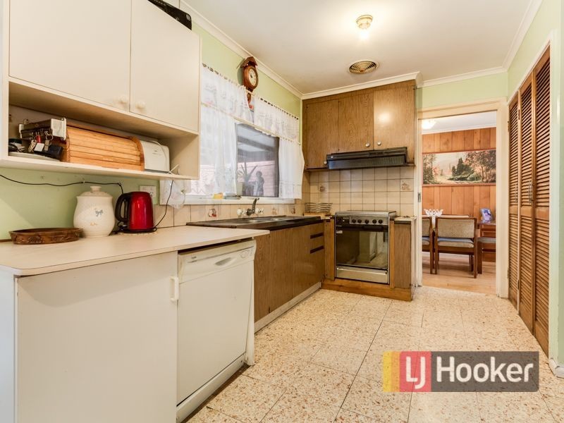21 Elmbank Drive, Keysborough VIC 3173