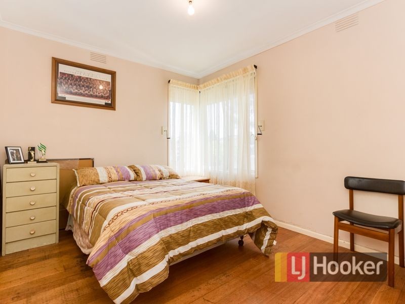 21 Elmbank Drive, Keysborough VIC 3173