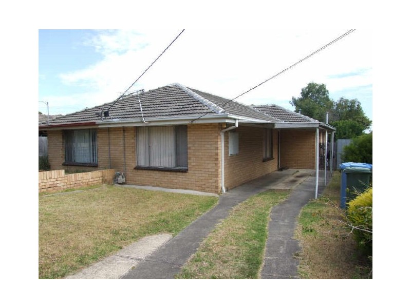 1/18 Third Avenue, Dandenong North VIC 3175