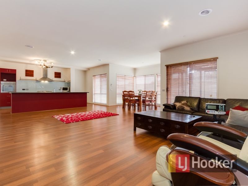 15 Clocktower Court, Berwick VIC 3806