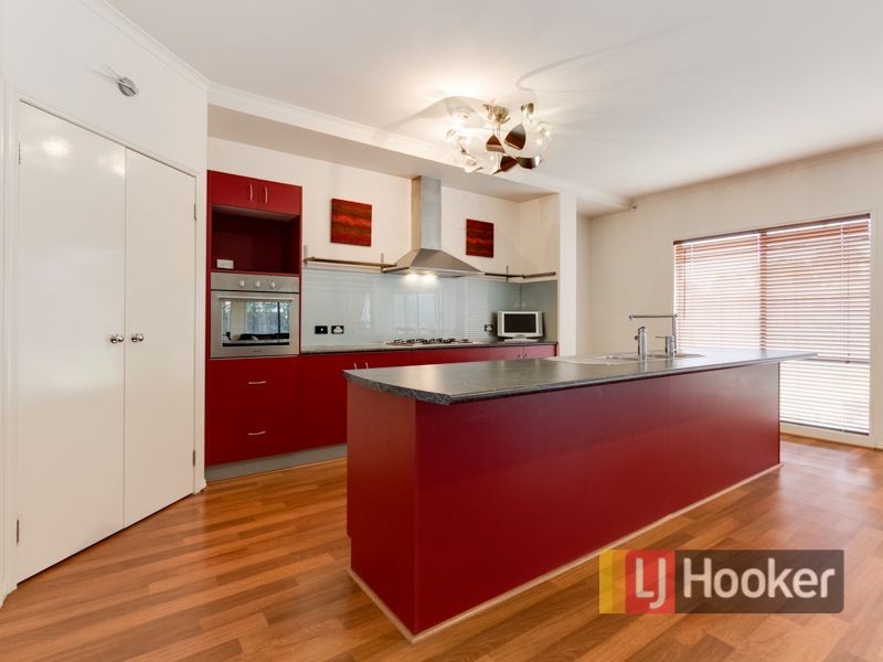 15 Clocktower Court, Berwick VIC 3806