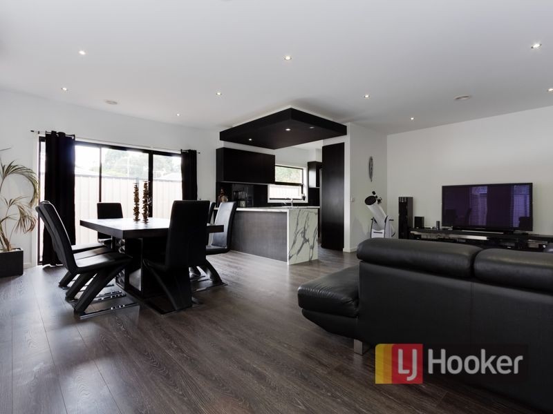 2/127 Doveton Avenue, Doveton VIC 3177